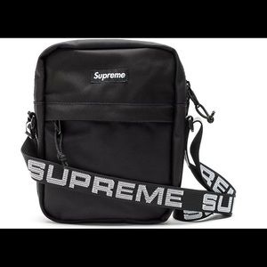 Supreme Shoulder Bag SS18 - Black